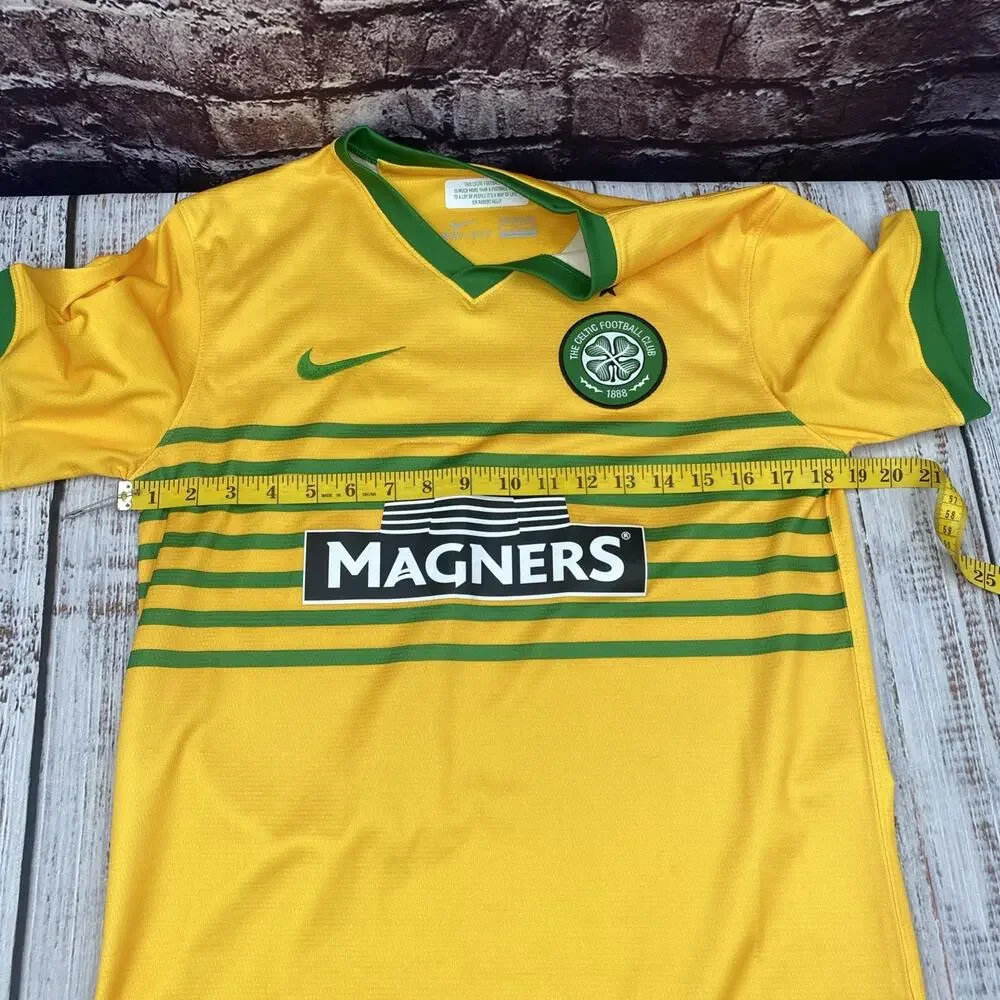Celtic FC Jersey Mens Small Nike Football Club Shirt 2013 2014 Away Scottish The - Picture 9 of 10